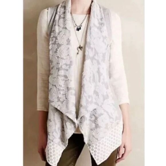Saturday Sunday Anthropologie XS Gray textured jacquard sweater vest - Picture 1 of 9